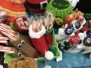 SWVA Crafts - Knitted Christmas Decor